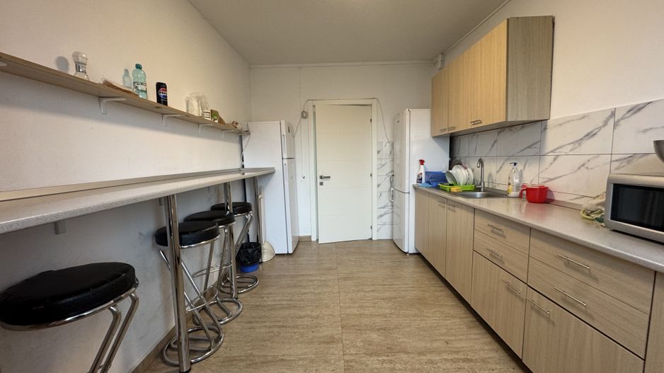 Spatii birouri de inchiriat renovate moderne L329 - Poză 21