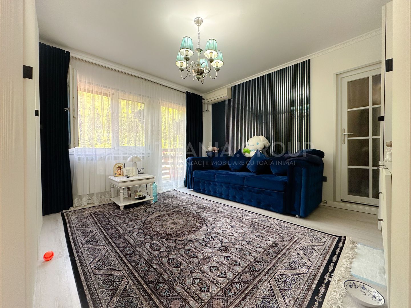 Vilă elegantă în Sinaia pe Calea Prahovei - Poză 5
