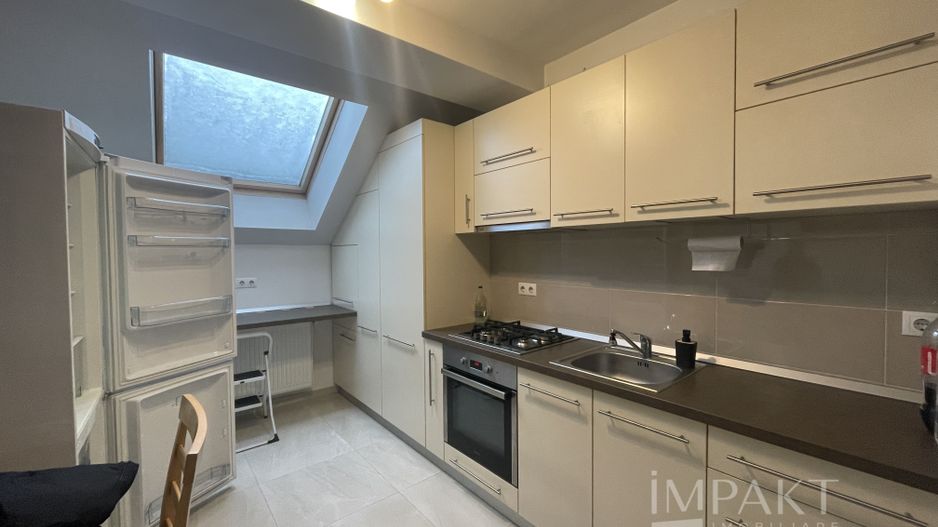 Apartament cu 3 camere de închiriat în Zorilor - Poză 4