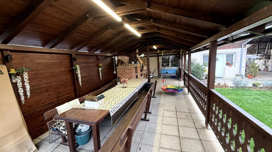 Proprietate impresionanta de vanzare cu mult teren in Santandrei - Poză 7