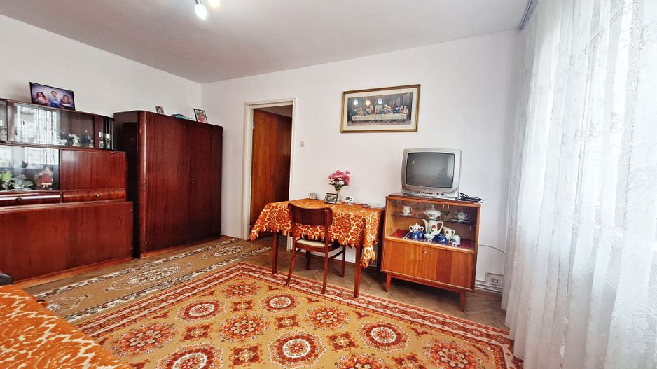 Zona Garii Apartament 3 camere, etaj 3/4, insorit, liber, 119900 euro - Poză 5