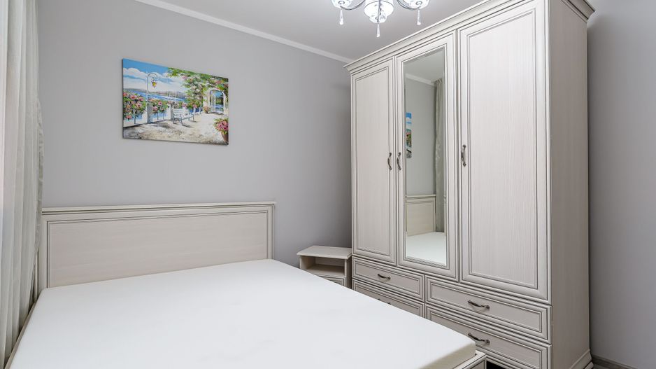 Apartament modern -3 camere, zona Intim - Poză 5