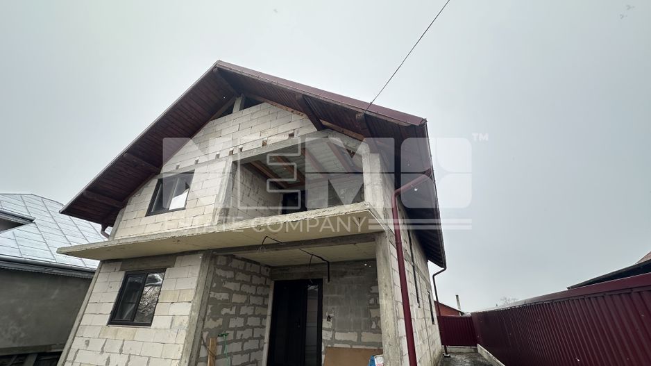 Casă de vânzare I Liteni Moara, Suceava I Preț: 85.000 € I SU: 176 mp - Poză 1