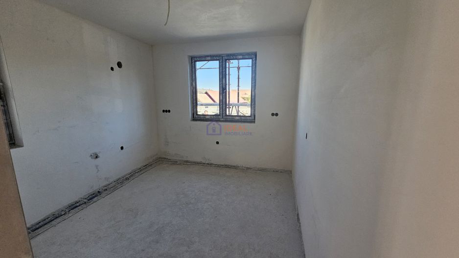 Casa Tip Duplex cu 5 camere si gradina generoasa, in Sura Mica - Poză 10