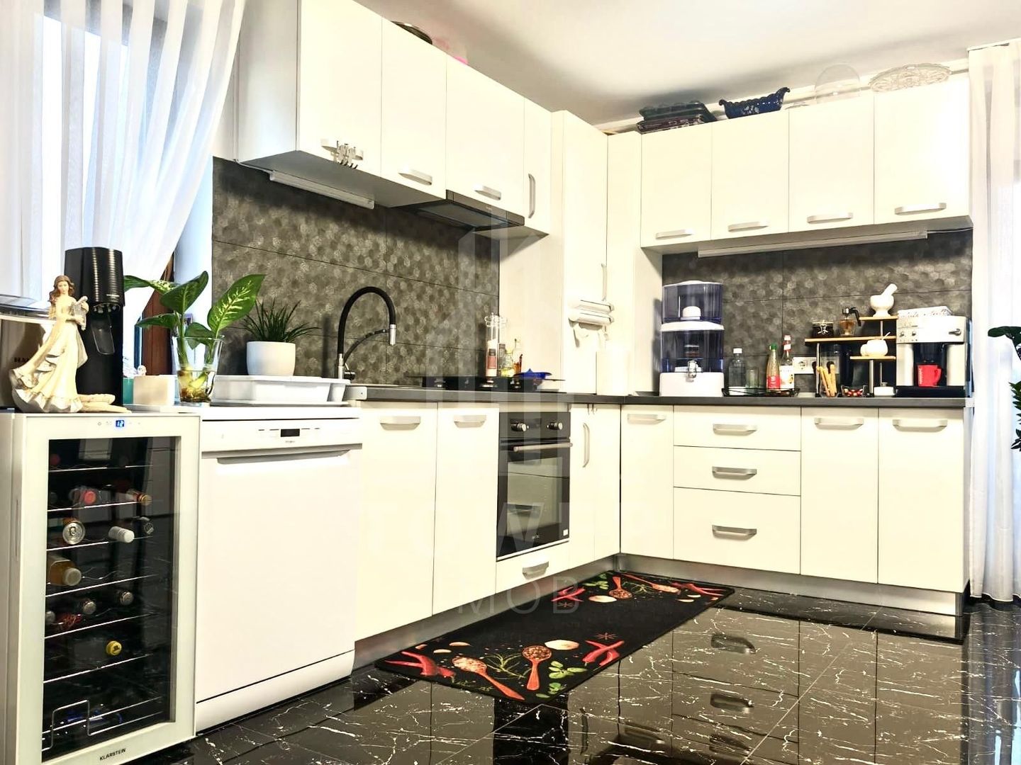 Penthouse 116 mp, terasă generoasă- vedere panoramică, compartimentare excelenta - Poză 4