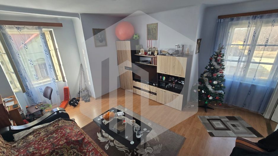 Casa individuala 4 camere zona Transilvaniei - Poză 7