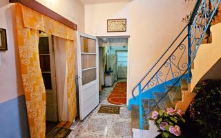 Casa 6 camere, 389 mp teren, P+1, in zona Garii - Poză 2