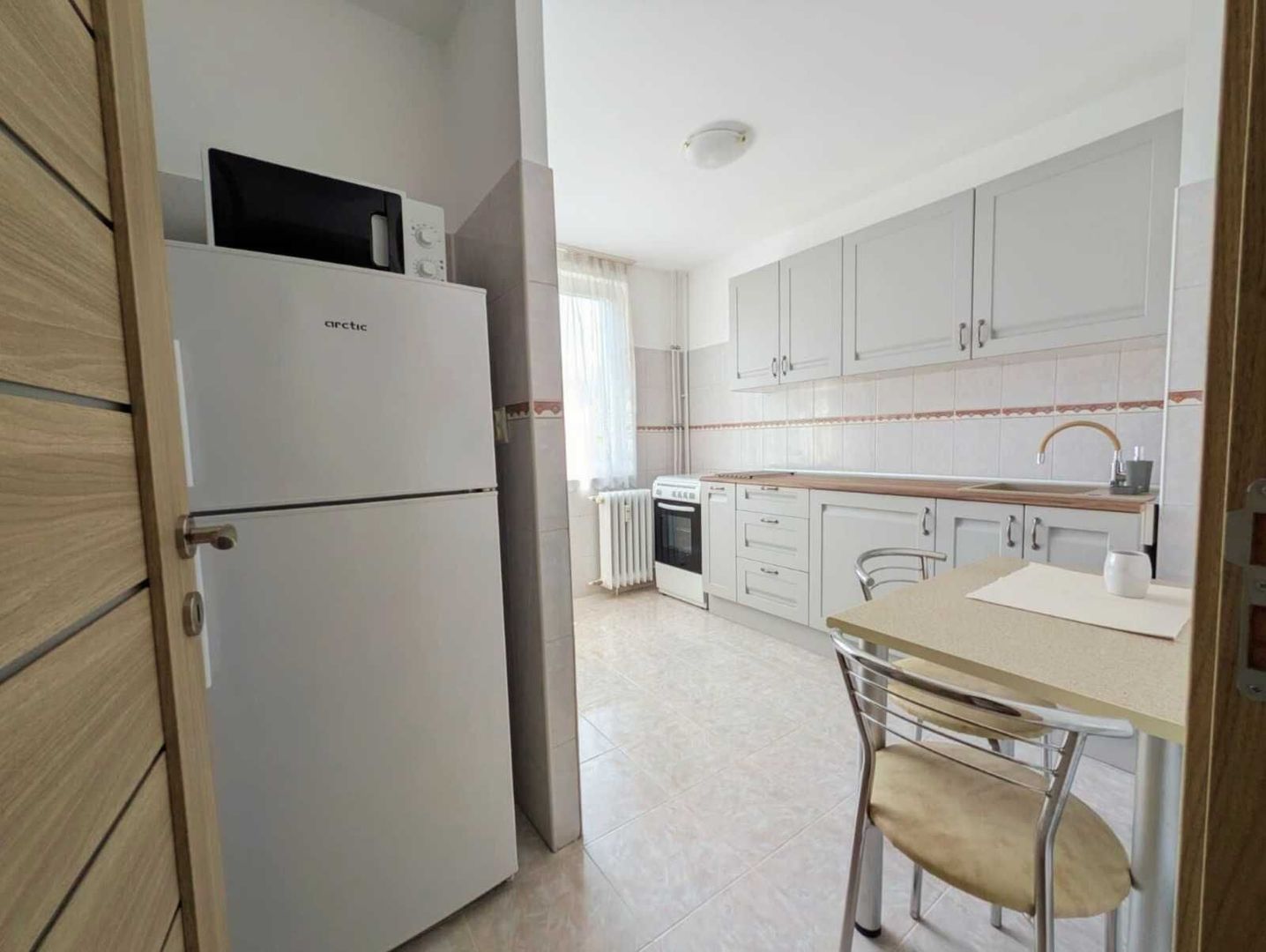 Apartament renovat si modern de 2 camere in zona Dristor la 10 min de metrou - Poză 5