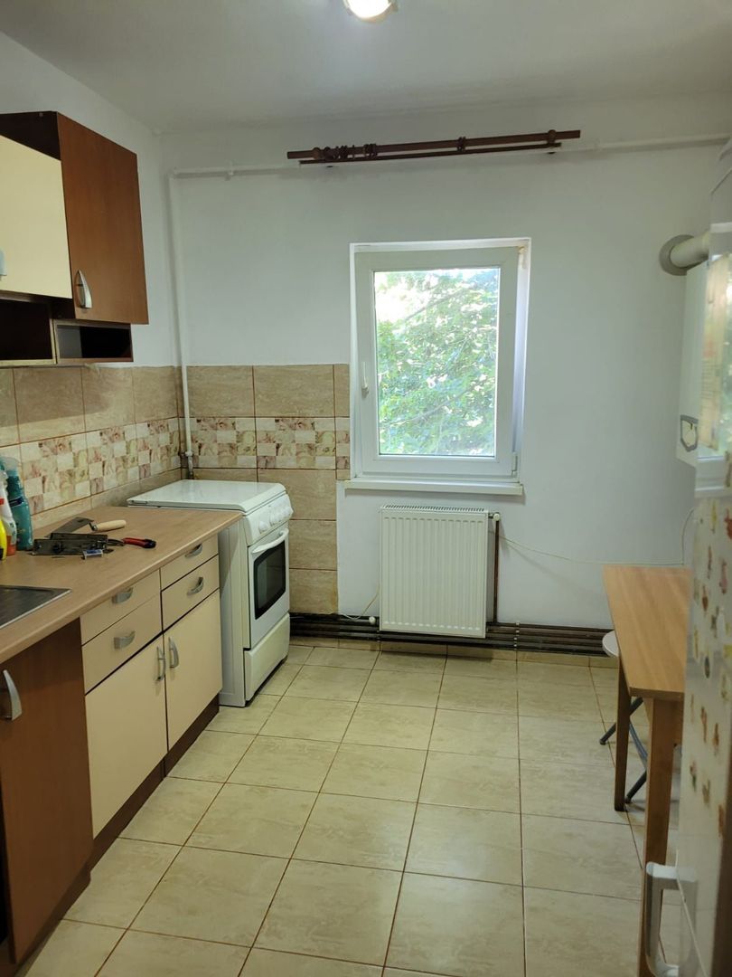 Soarelui | 2 Camere | Etaj intermediar | Centrala proprie - Poză 1