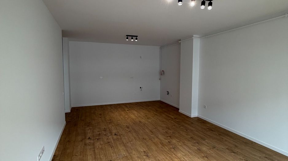 Apartament cu două camere,  semidecomandat, finisat | Zona Eroilor - Poză 2
