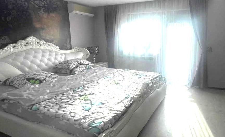 Vila „la cheie” de închiriat în Mazepa, aproape de Faleza Dunării - Poză 9