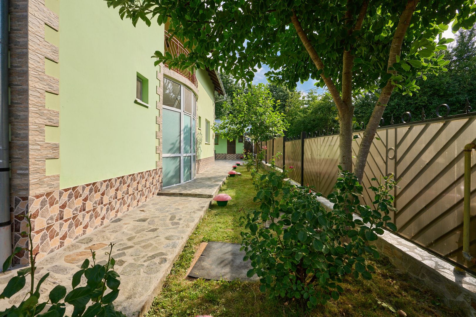Casă rară în Găvana | Vecină cu pădurea, aproape de toate facilitățile - Poză 24