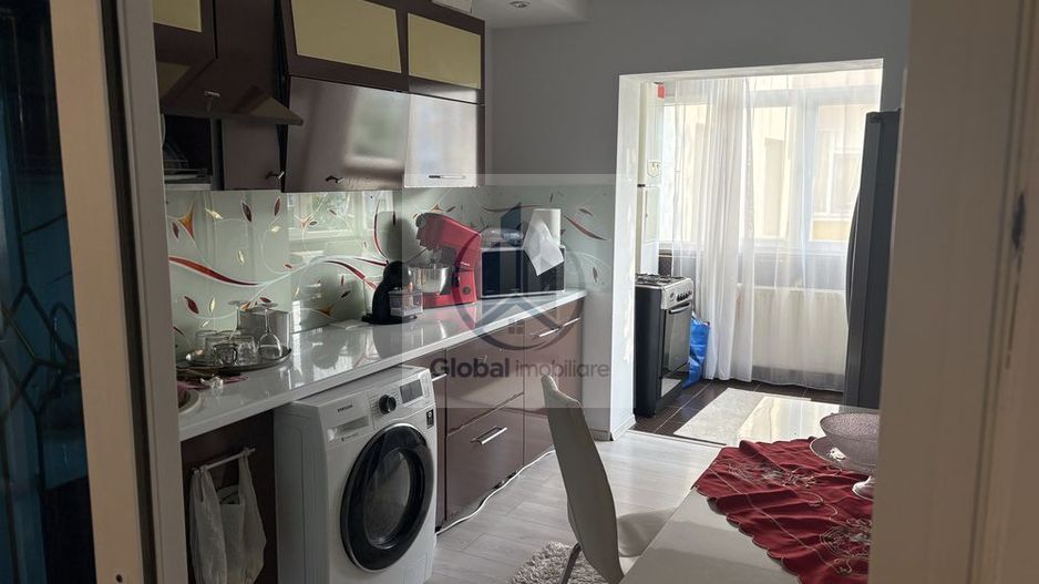 Apartament de vanzare - Poză 4