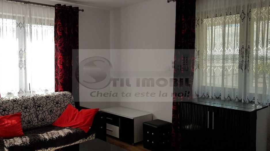 Apartament 3 camere Valea Lupului, 450 euro cu parcare inclusă - Poză 2