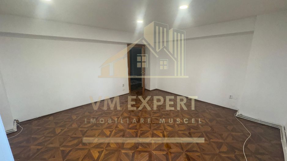 APARTAMENT 3 CAMERE ETAJ 7/8 BLOC UNICAT CAMPULUNG OFERTARE MULTIPLĂ OPEN HOUSE 01.09.25-02.09.25 - Poză 2