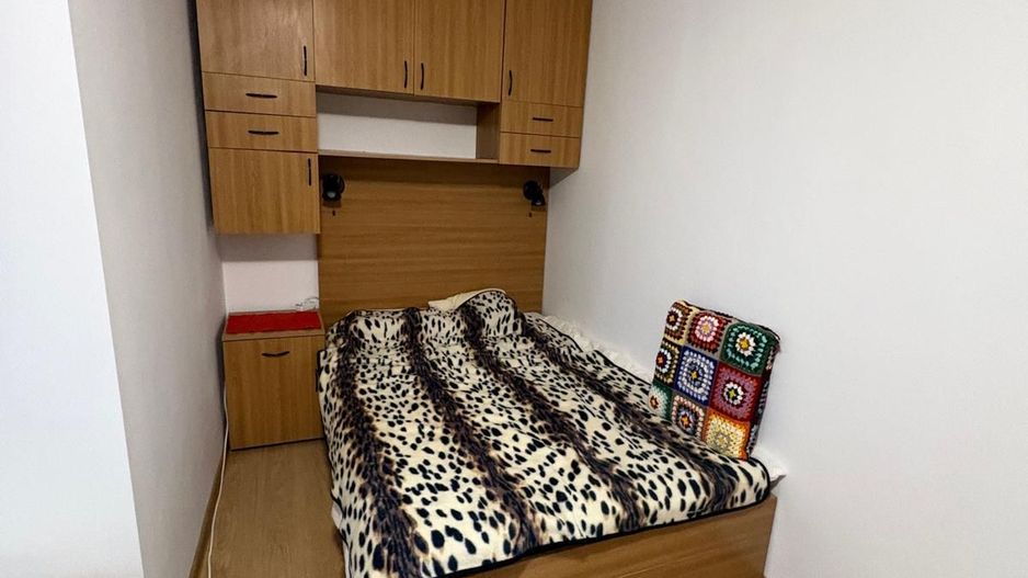 Vanzare Garsoniera zona Giulesti - Poză 2