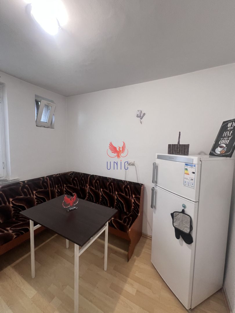 Decomandat, stradal, Calea Bucuresti etaj 1 - Poză 9