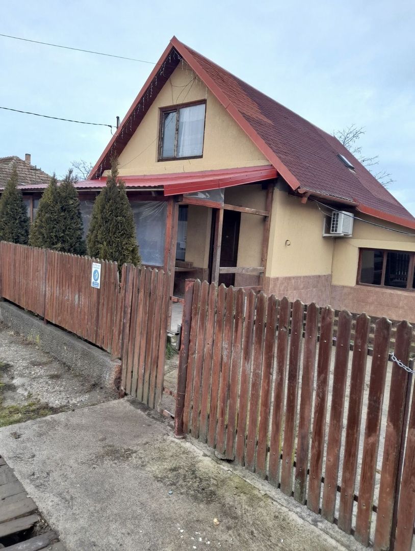 Vand casa cu grajd si teren in Satu Mare Com Craidorolot Jud Satu Mare 2 - Poză 8