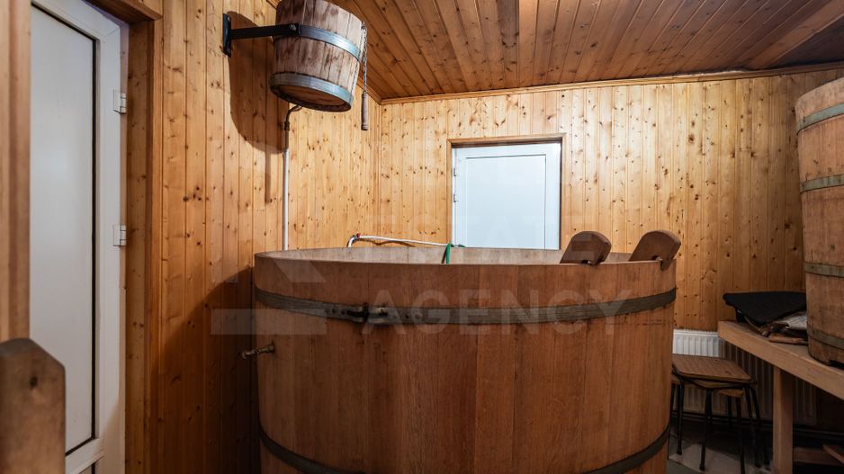 Vânzare casă de lux, 700 mp + 22 ari, situată în Tohatin - Poză 54