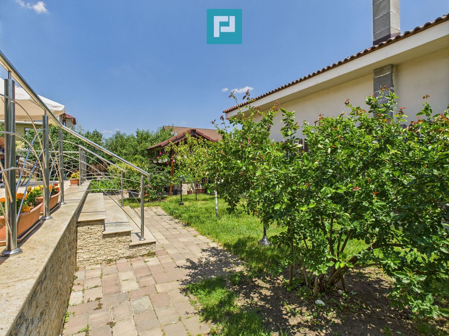 Casă cochetă în Sânleani - Cartierul Florilor - Poză 33