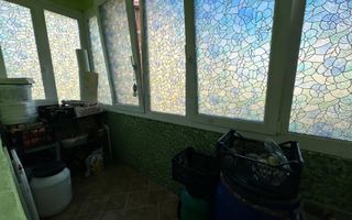 Apartament spatios cu 4 camere | Zona Sagului - Poză 16