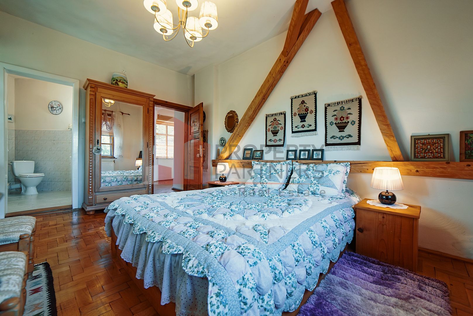 Vila superba langa Castelul Bran - Poză 9