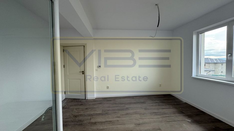 Duplex 4 camere Miroslava - Rond Valea Ursului - Poză 3