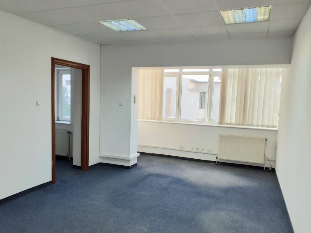 Spatiu birouri de inchiriat | Acces facil DN1 si Aeroportul H.Coanda - Poză 12