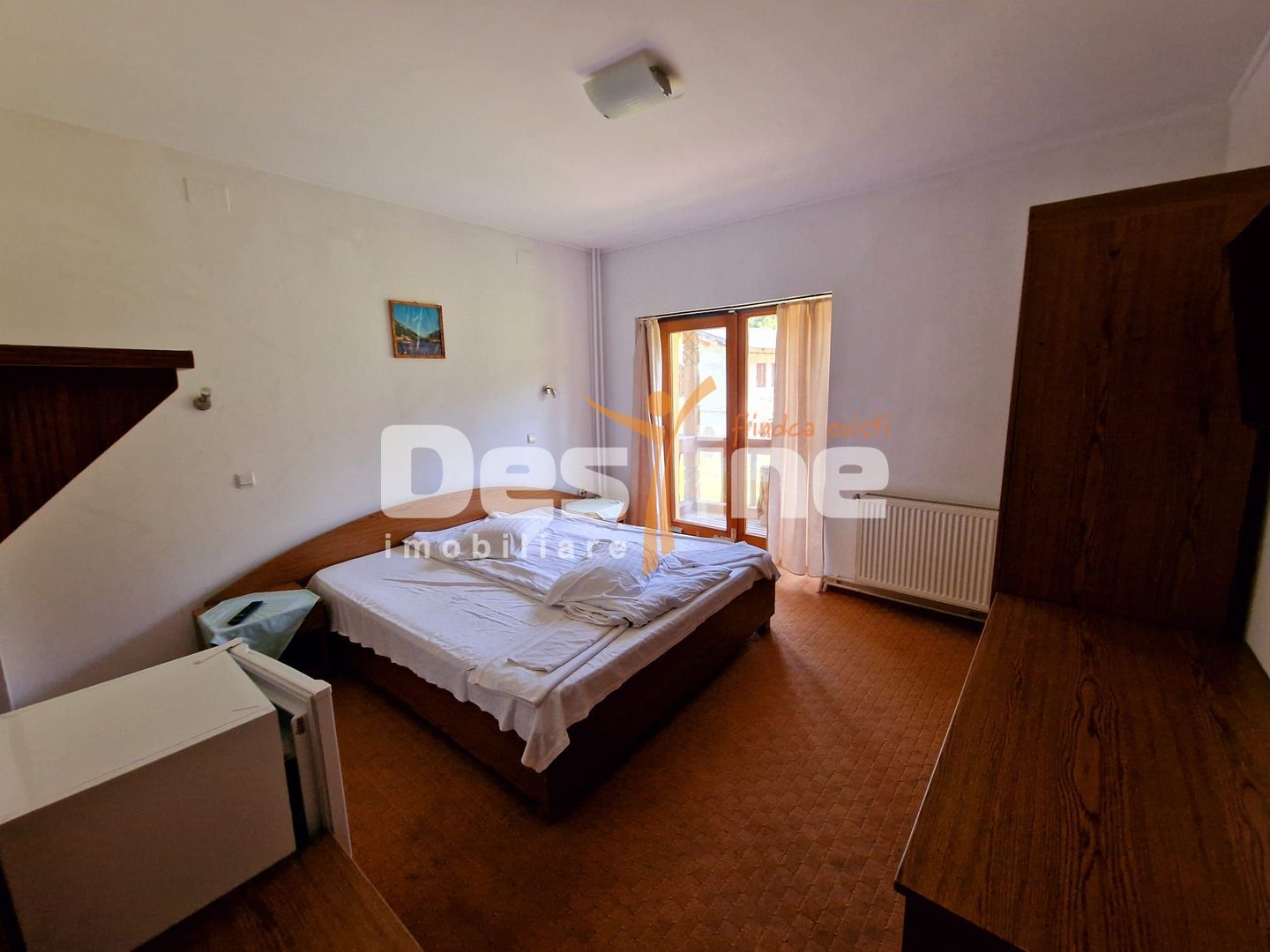 Pensiune de vânzare I Predeal | Teren 600 mp | 14 dormitoare I 12 bai - Poză 7