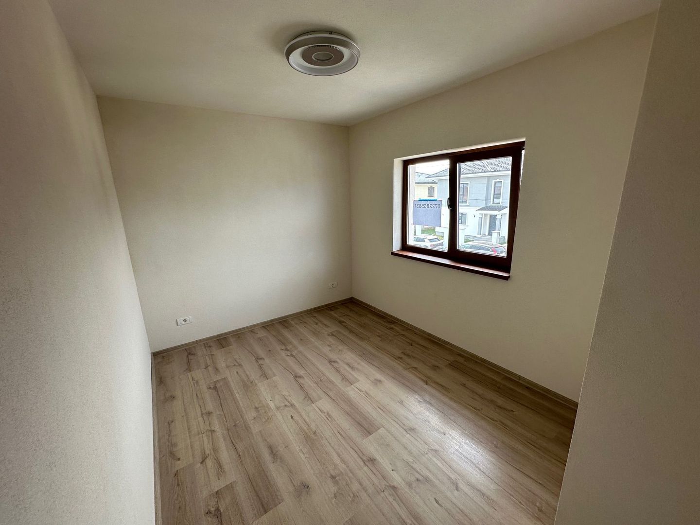 Duplex cu camera pe parter - Poză 17