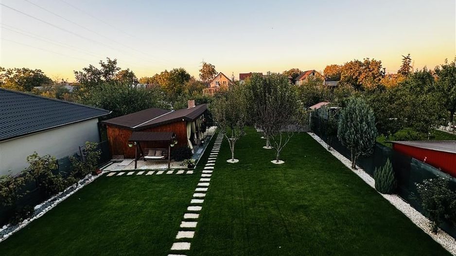 Casa 5 dormitoare 3 bai Oradea - Poză 2