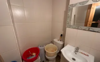 Apartament 3 Camere | Etaj 2 | Zona Oborului | 70.000 Euro - Poză 12