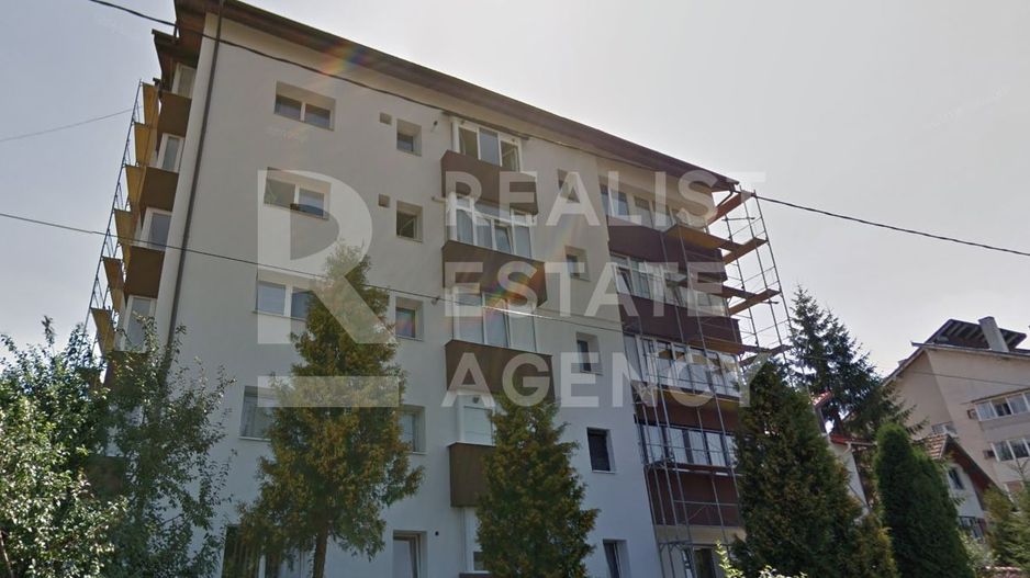 Vânzare, apartament cu 3 camere în Predeal - Poză 1