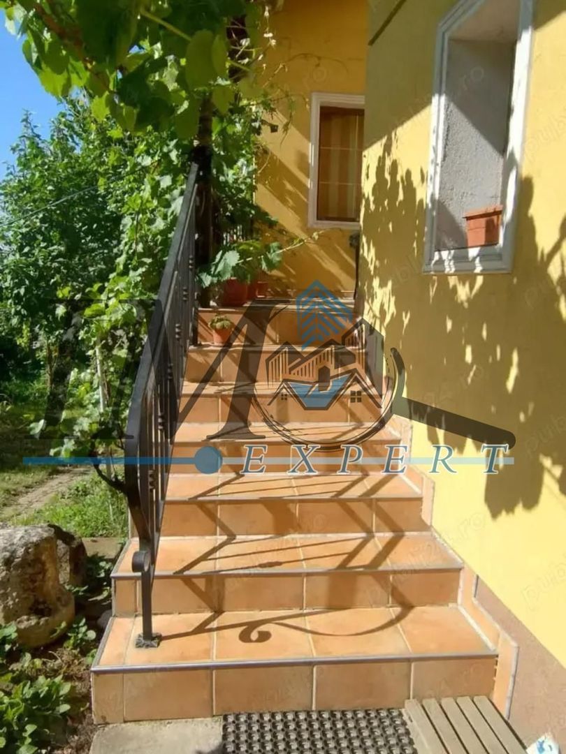 Casă de vânzare în centru Alba Iulia 138mp. - Poză 2