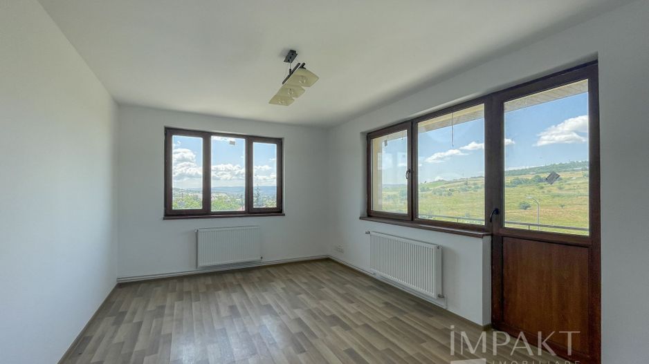 Casa individuala pe 3 niveluri pretabila pentru birouri, in cartierul Iris - Poză 6