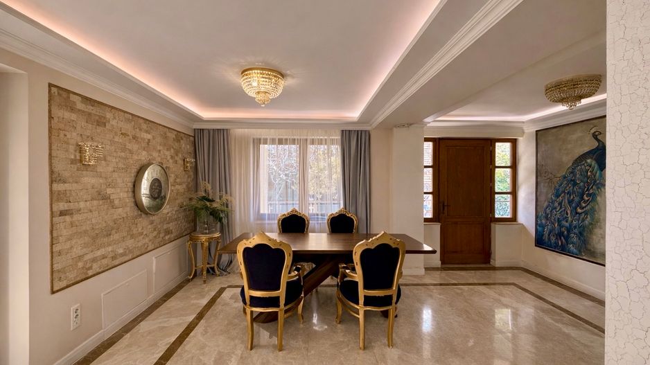 Vila / Casa de lux de vanzare  1000mp teren Str. Primaverii Constanta - Poză 13