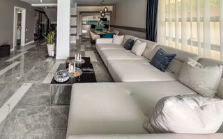 Ready to move  |  Vila premium cu piscina și jacuzzi încălzite - Poză 1