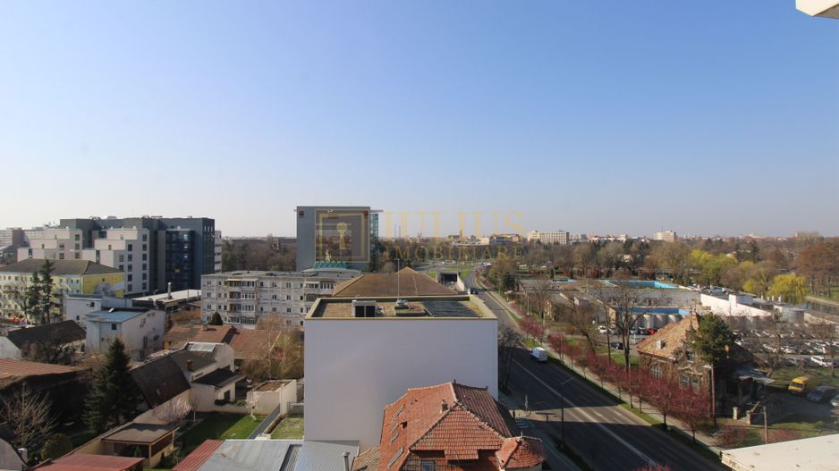 Corneliu Copusul, o camera, centrala proprie. - Poză 10