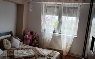 ageuropa.ro vinde ap 3 cam 66mp la etajul 4 în Micro 16. - Poză 3