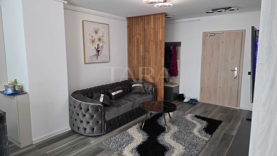 Apartament modern cu 2 camere, zona VIVO - Poză 1