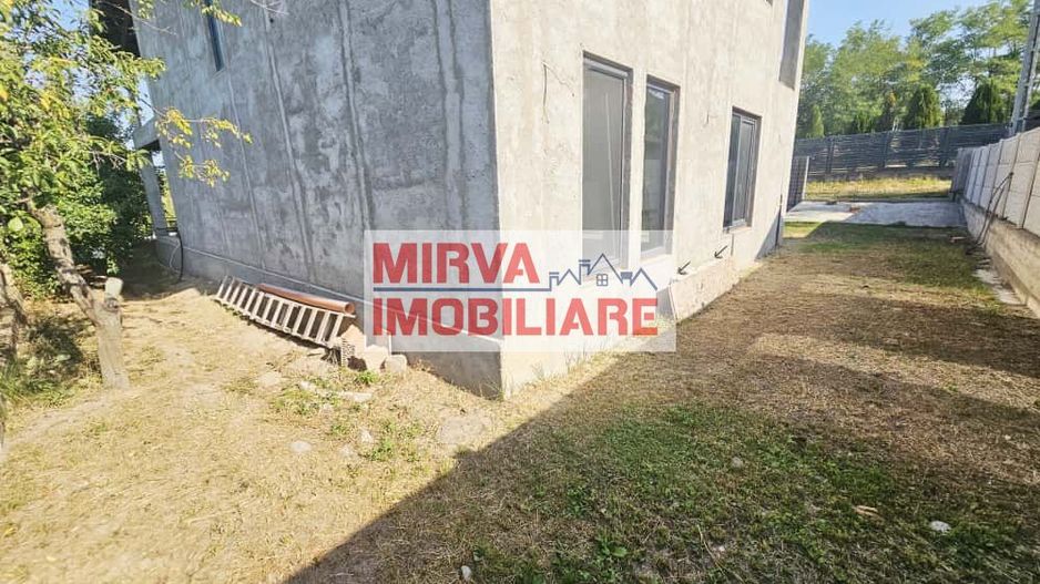 🏡 Vilă luminoasă, 4 camere, cu teren generos – Com. Plopu - Poză 3