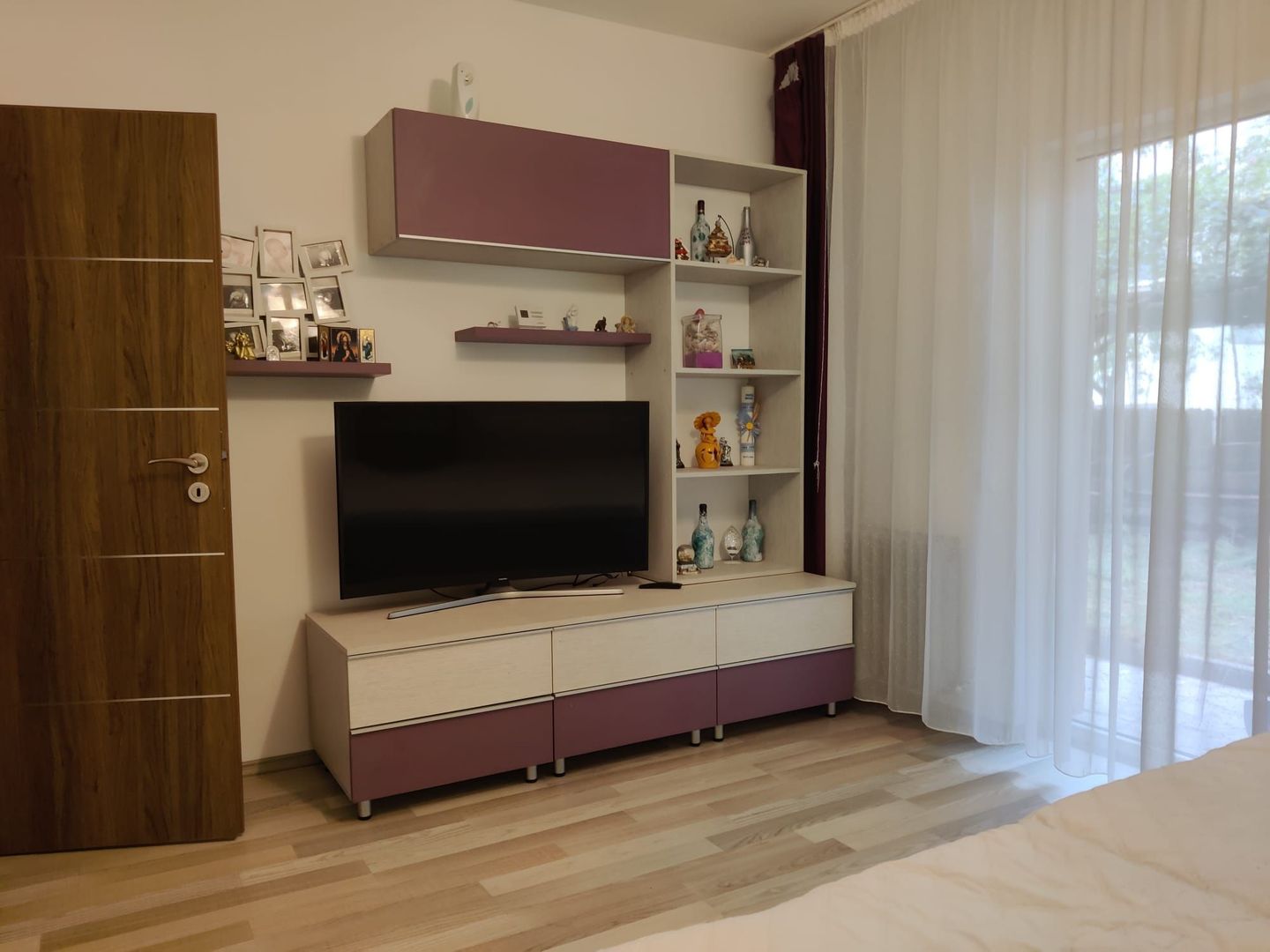 Apartament 3 Camere semidecomandate, Floresti, Str Razoare, Gradina - Poză 2