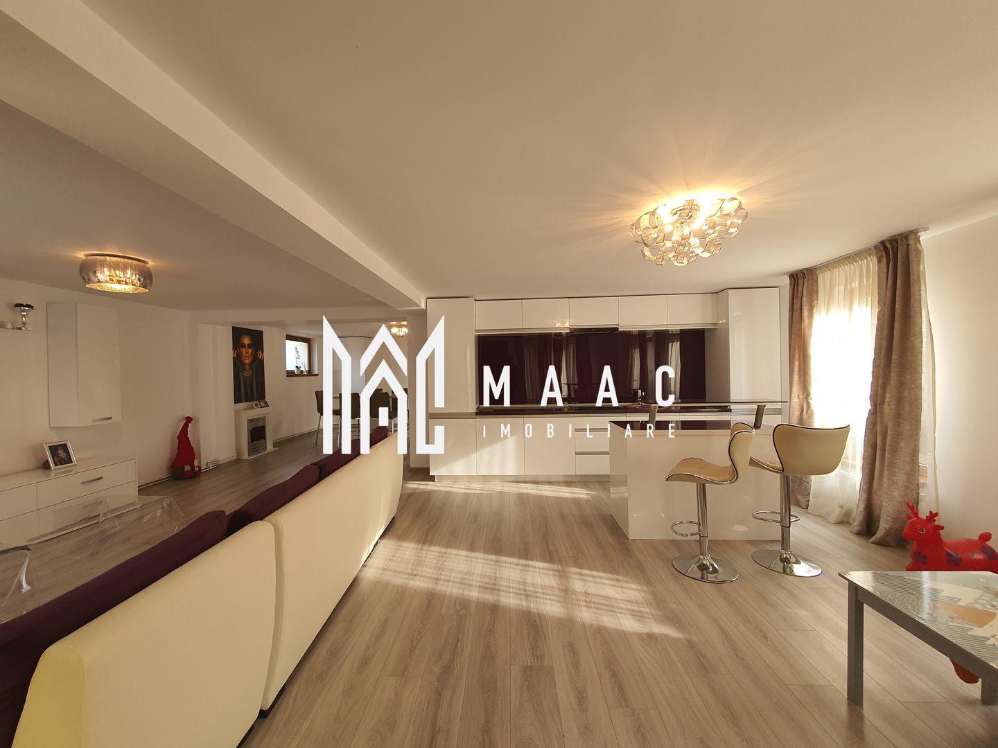 Casa Individuala 4 camere I Garaj I Zona Trei Stejari - Poză 3