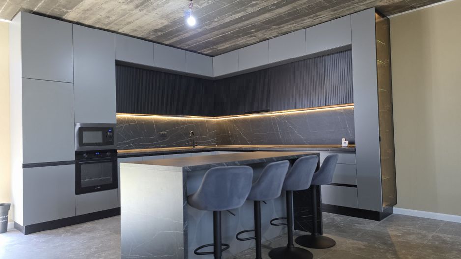 Vila intr-un peisaj idilic la 15 minute de capitala, pret imbatabil! - Poză 13