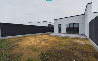 Duplex modern, pe parter, amplasat într-o zonă liniștită din Moșnița Nouă - Poză 16
