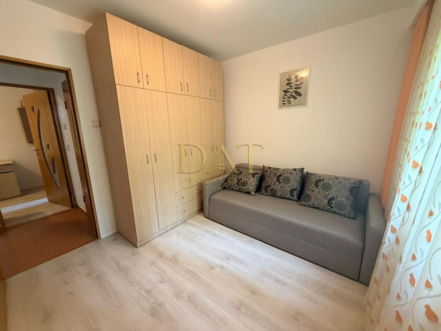 Apartament 3 camere | 53 mp | zona linistita | mobilat | zona BIG - Poză 9