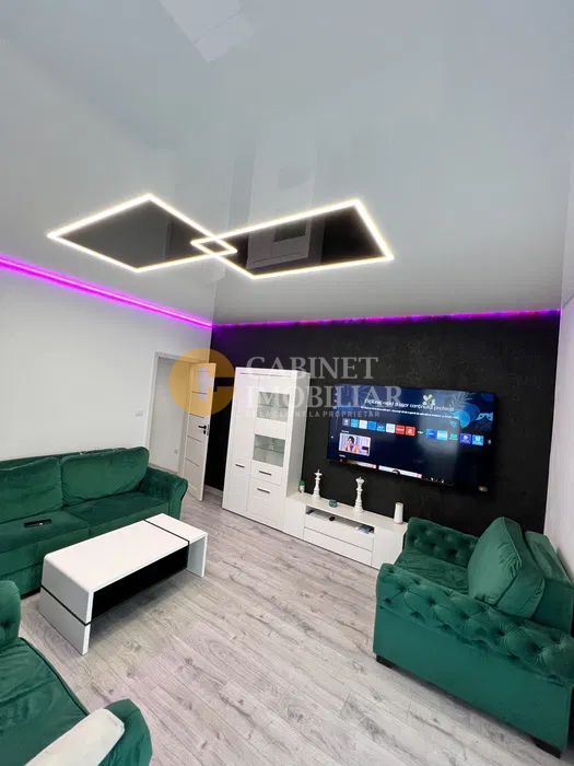 CUG  - Apartament 2 Camere - Curte Privata +Loc De Parcare  . Bloc Nou - Poză 1