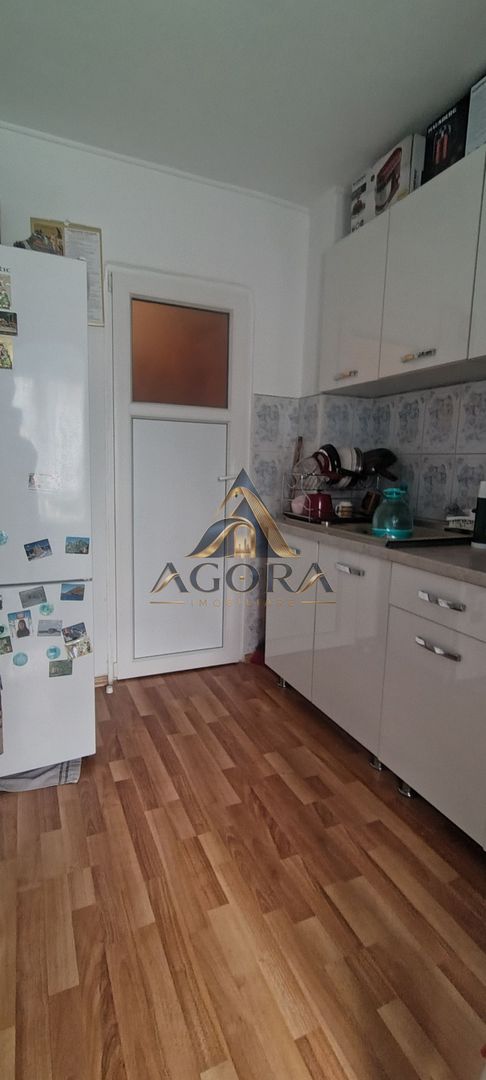 De vânzare apartament 2 camere în Valea Aurie - Poză 5