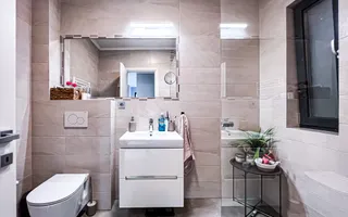 Apartament 2 camere 66 mp, zona Central - Poză 12