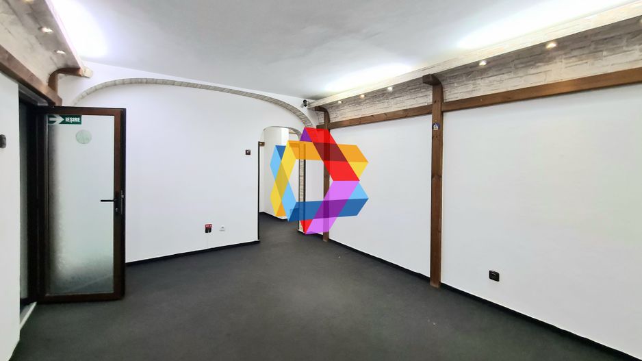 Spatiu birouri de vânzare, investiție, Brasov - 70 mp  # Plus - Imo. ro - Poză 5